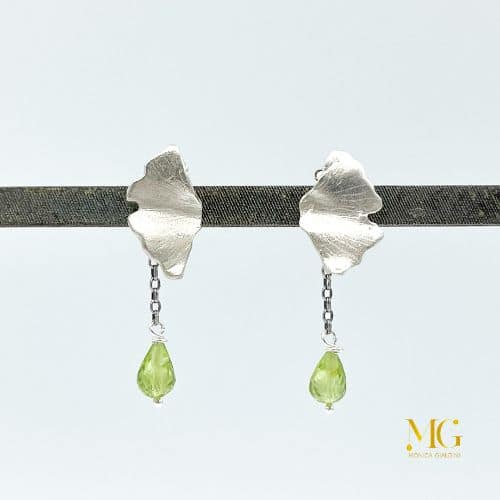 Orecchini Collezione Gingko Bambù pendenti argento con pietra verde gioielli fatti a mano Monica Gialdini gioielli Lugano